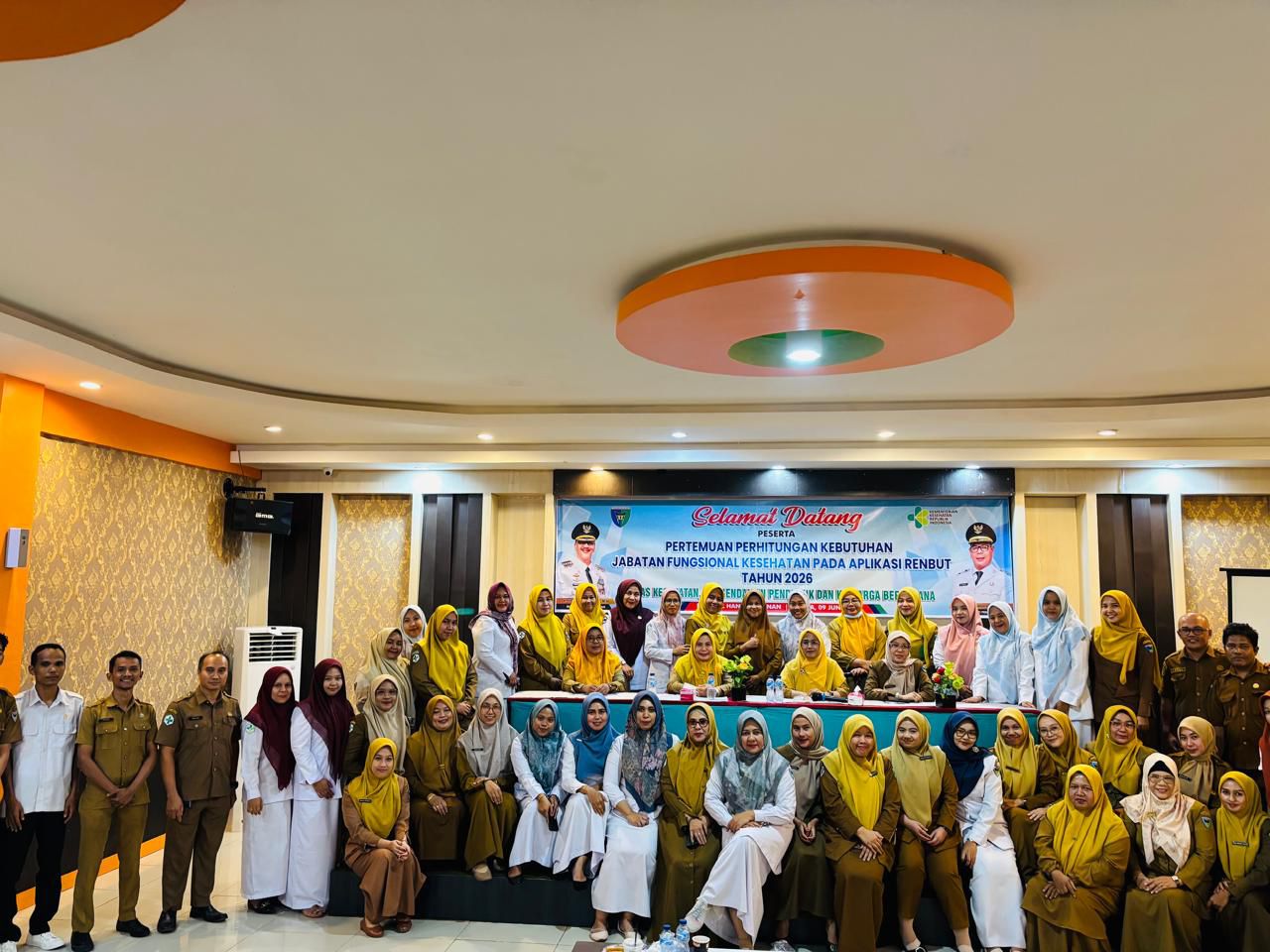 Pertemuan strategis Penyusunan Rencana Kebutuhan SDMK di Painan, Selasa (9/6).GFoto: Dokumentasi Pemkab Pessel